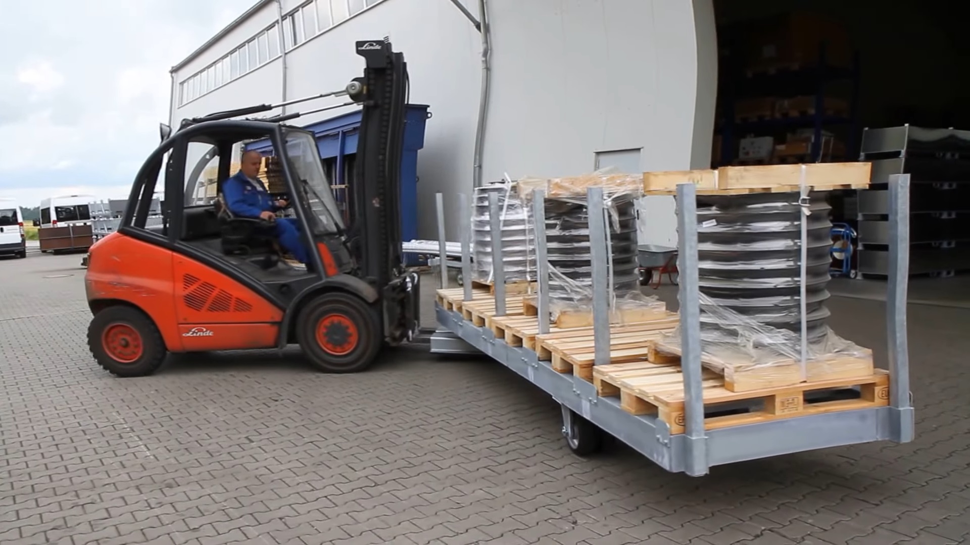 Тележки и оборудование для транспортировки длинномерных грузов
